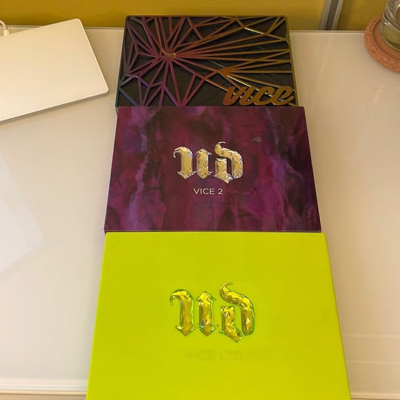 Urban decay vice pallets set of 3